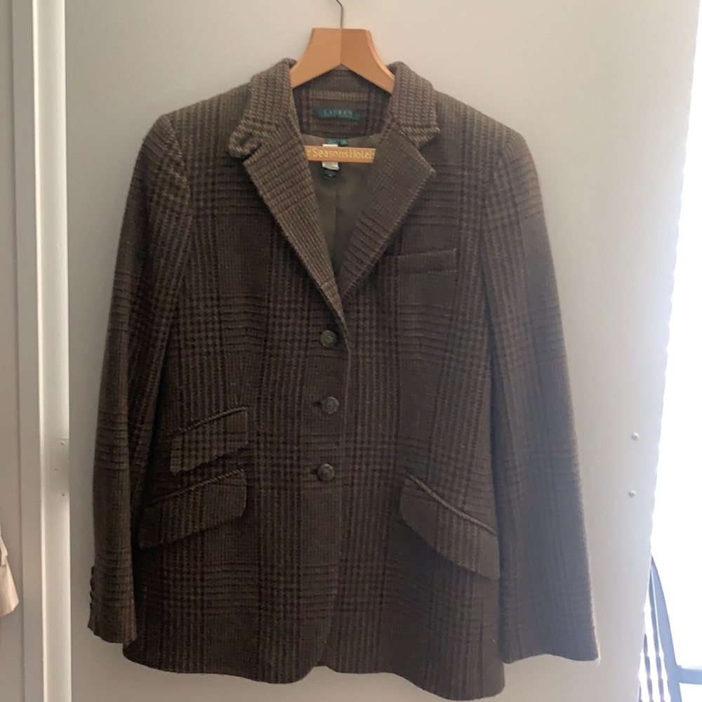 Lauren Ralph Lauren wool tweed blazer. Size 10.